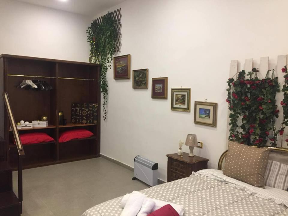 Room Don Carlo Napoli Eksteriør billede