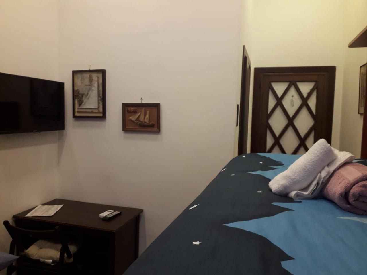 Room Don Carlo Napoli Eksteriør billede